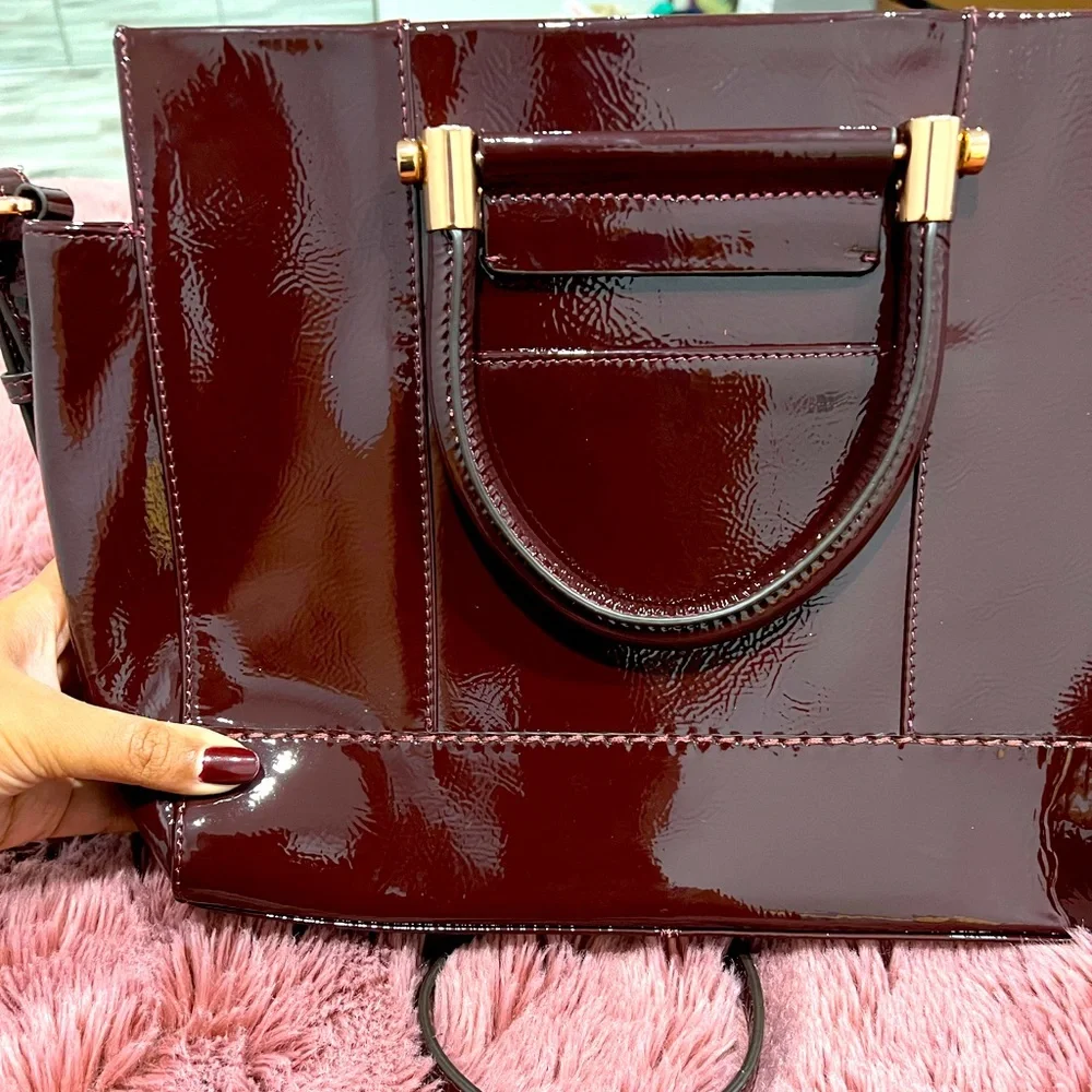 Rare Radley London Burgundy Convertible Handbag - Picture 5 of 7